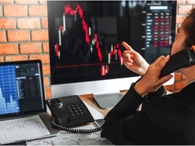 Thị trường chứng khoán Việt Nam sau hơn 20 năm phát triển: Nền tảng hiện đại, phương thức truyền thống 