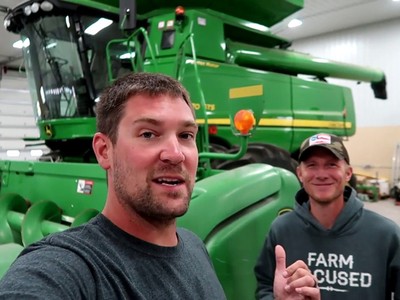 Zach Johnson. Ảnh: Millenial Farmer.