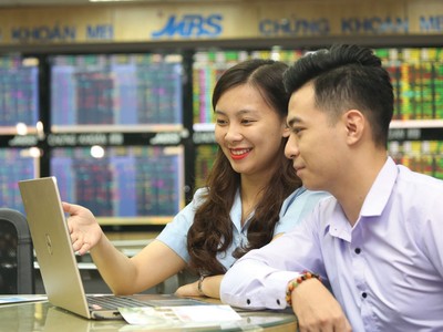 Thời kinh doanh bền vững và dài hạn