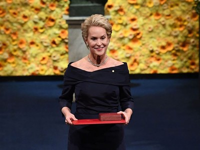 Frances Arnold đoạt giải Noel hóa học 2018. Ảnh Bloomberg