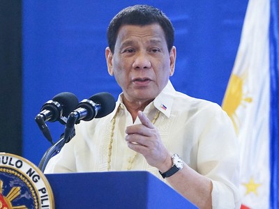 Duterte trước khi trở về thành phố Davao hồi đầu tháng 12. Ảnh: ABS-CBN.