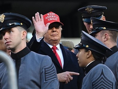 Tổng thống Donald Trump tại Philadelphia hôm thứ bảy tuần qua. Ảnh: Zuma Press.