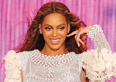 Siêu sao, nhà sản xuất phim, nhà thiết kế, CEO Parkwood Entertainment Beyoncé. Ảnh: Raven Varona.