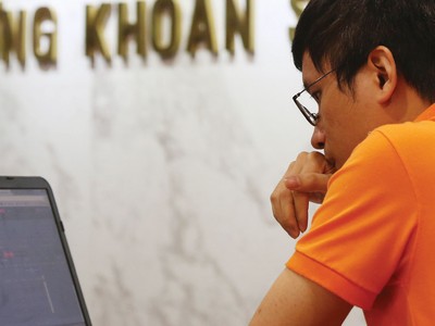 Nhóm cổ phiếu lao dốc 2019 có nhiều “ông lớn”