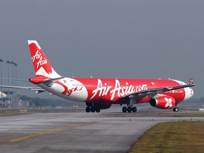 Sân bay Tân Sơn Nhất: Máy bay hạ cánh khẩn vì pin sạc điện thoại nổ