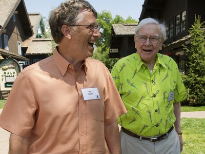 Bill Gates và Warren Buffett.
