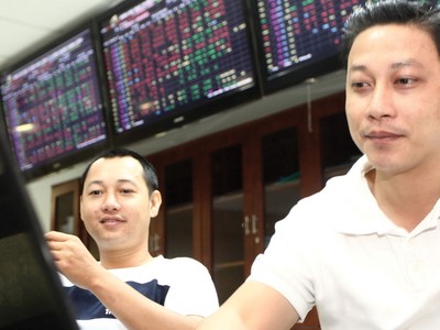 Công ty chứng khoán cần xác định cho được giải pháp công nghệ phù hợp với chiến lược của công ty.