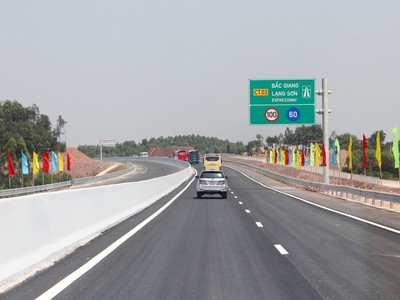 Đường cao tốc Bắc Giang - Lạng Sơn.