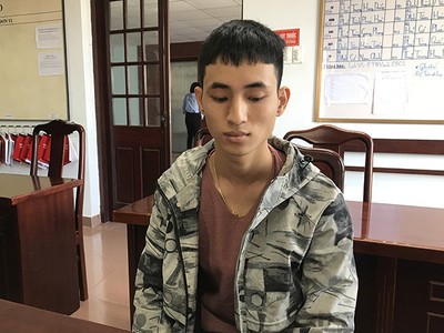 Võ Anh Tuấn tại cơ quan điều tra. Ảnh: Trần Hồng.