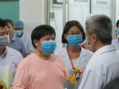 [Infographics] Đã có 7 bệnh nhân mắc Covid-19 được xuất viện