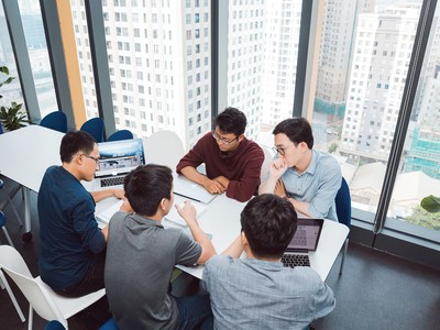 Sức trẻ cũng như tư duy táo bạo, tâm huyết của cả tập thể Kyna.vn và Kynabiz.vn khi gia nhập Navigos Group được tin tưởng sẽ góp phần đưa mảng giáo dục của tập đoàn này vươn xa không chỉ ở Việt Nam, mà cả khu vực.