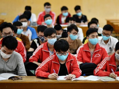 Học sinh Hà Nội các cấp tiếp tục nghỉ học đến hết tháng 3, khối PTTH nghỉ đến 22/3.