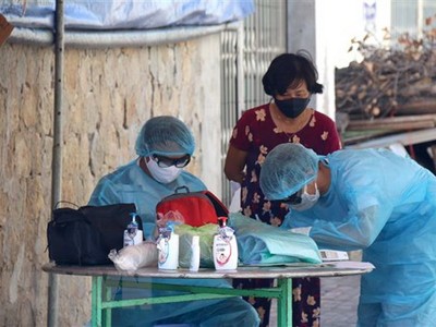 Sự ích kỷ, hành vi thiếu trách nhiệm của một số cá nhân đến/về từ vùng dịch, đã khiến cả bộ máy công quyền cùng biết bao con người đã phải tổn hao rất nhiều công sức, tiền của, để ngăn chặn dịch bệnh..