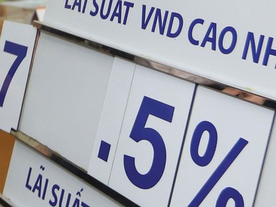 Nhiều ngân hàng điều chỉnh giảm lãi suất huy động