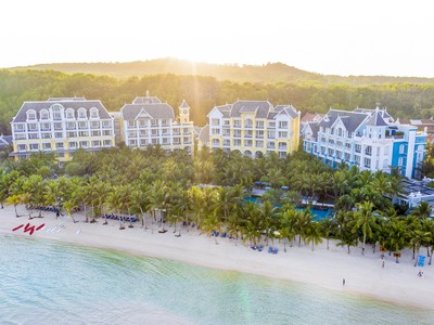 Những khu nghỉ dưỡng cao cấp đã nâng hạng điểm đến Phú Quốc.