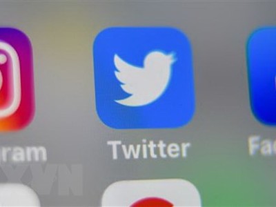 Biểu tượng của các nền tảng mạng xã hội trên màn hình điện thoại thông minh ở Lille, Pháp. (Nguồn: AFP/TTXVN).