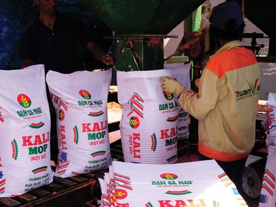 Doanh nghiệp tăng trưởng hai con số, chưa vội mừng