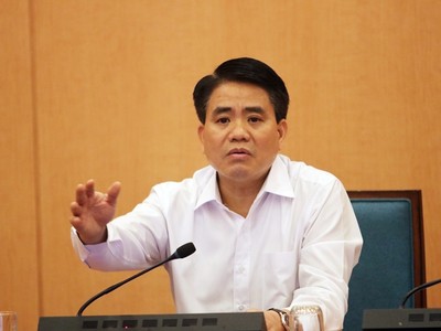 Chủ tịch UBND Hà Nội Nguyễn Đức Chung tại cuộc họp chiều 3/4.