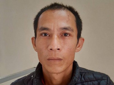 Đối tượng Sơn tại cơ quan công an.