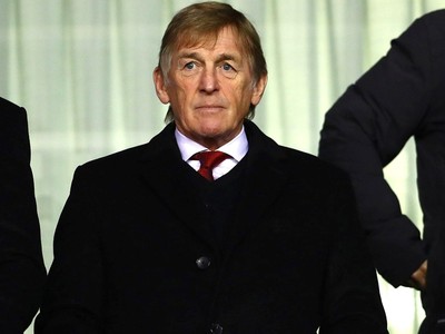 Huyền thoại Kenny Dalglish mắc COVID-19. (Nguồn: Guardian).