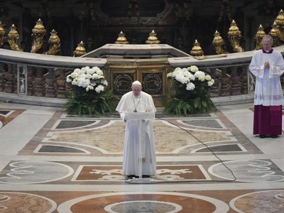 Hình ảnh Giáo dân trên thế giới đón lễ Phục Sinh “khác thường” mùa dịch bệnh