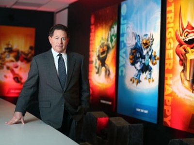 Giữa tâm dịch, CEO cho 10.000 nhân viên số điện thoại cá nhân để tư vấn sức khỏe