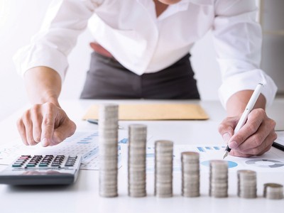 Hiệu quả doanh nghiệp niêm yết nhìn từ kết quả quý I 