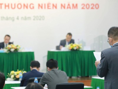 Mùa đại hội 2020, vết sai cũ lộ diện