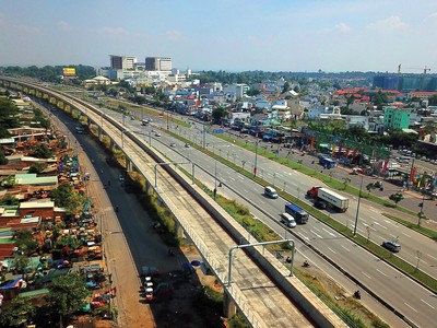 “Sóng” đầu tư công phớt lờ chất lượng tài chính doanh nghiệp