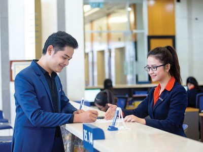 Sacombank gia tăng tiện ích cho khách hàng 