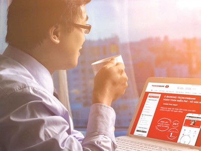 Thanh toán điện tử với dịch vụ công: Lợi cả đôi đường