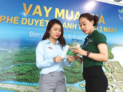 Nắn dòng tín dụng bất động sản sang nhóm khách hàng có nhu cầu ở thực là hợp lý.