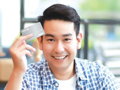 Thẻ Vay VietCredit - An tâm như vay người thân
Hotline: 1900 6515, Website: www.vietcredit.vn