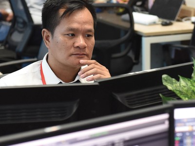 Thị trường chứng khoán tháng 6, chọn cửa kiếm lời