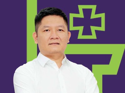 Linh hồn của Tập đoàn Trí Việt - Chủ tịch HĐQT ông Phạm Thanh Tùng - đã từng là giảng viên chuyên ngành chứng khoán tại Học viện Ngân hàng. Ông được gửi đi đào tạo tại Anh quốc theo chương trình học bổng bằng ngân sách Nhà nước gần 20 năm trước.