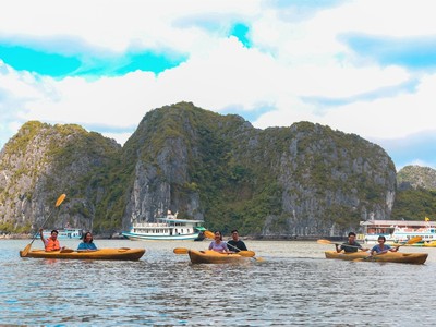 6 điểm chèo kayak view đẹp dọc Việt Nam