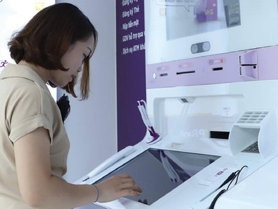 Việc cho phép xác thực khách hàng điện tử sẽ giúp mở rộng dịch vụ số của ngân hàng.