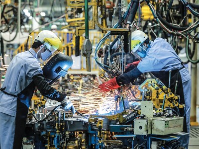 Giảm thuế, chỉ... “béo” doanh nghiệp giàu