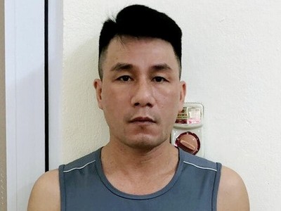 Nghi can Định tại cơ quan điều tra. Ảnh: C.A.