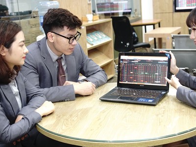 Thị trường chứng khoán sát hơn nền kinh tế thực