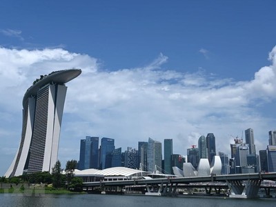 Khu vực quận tài chính thương mại ở Singapore. (Ảnh: AFP/TTXVN).