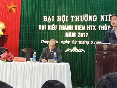 Chủ tịch UBND P. Thủy Biều, TP.Huế (tỉnh Thừa Thiên - Huế) ông Hoàng Thăng Long phát biểu tại Đại hội thường niên đại biểu thành viên HTX Thủy Biều. (Ảnh: UBND P.Thủy Biều).