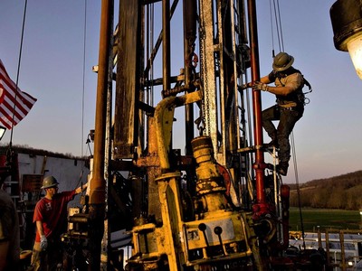 Một điểm khai thác dầu đá phiến của Chesapeake Energy tại Bradford County, Pennsylvania. (Nguồn: Bloomberg).