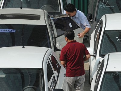 Dự báo tiêu thụ xe trong 2 quý cuối năm sẽ cao hơn so với 2 quý đầu năm, giúp nghiệp vụ bảo hiểm xe cơ giới hồi phục trở lại.