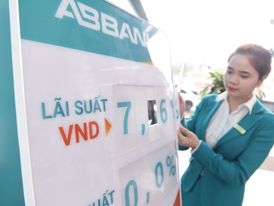 Lãi suất 6 tháng cuối năm được dự báo ổn định hoặc có thể giảm nhẹ (0,25%năm).