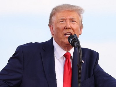 Trump phát biểu tại sự kiện mừng quốc khánh Mỹ ở thủ đô Washington hôm 4/7. Ảnh: AFP.