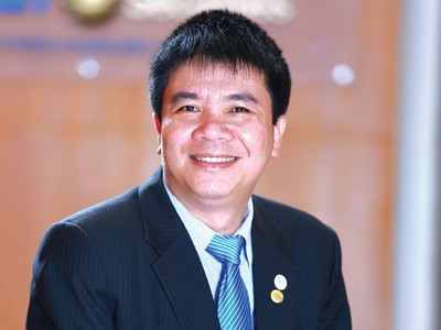 Ông Nhữ Đình Hòa.