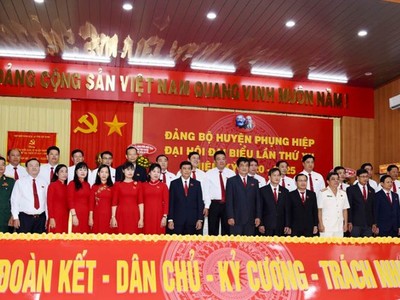 Ban Chấp hành Đảng bộ huyện Phụng Hiệp nhiệm kỳ 2020-2025.