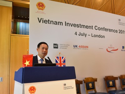 Ông Trần Văn Dũng, Chủ tịch Ủy ban Chứng khoán Nhà nước