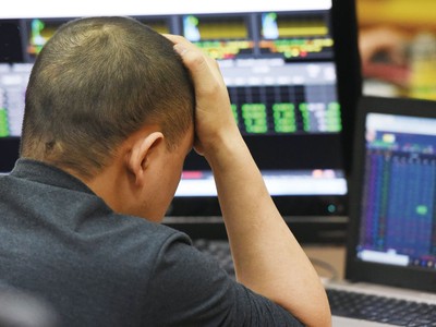 Sức “chịu tải” thấp, công ty chứng khoán nhỏ lao dốc vì Covid-19